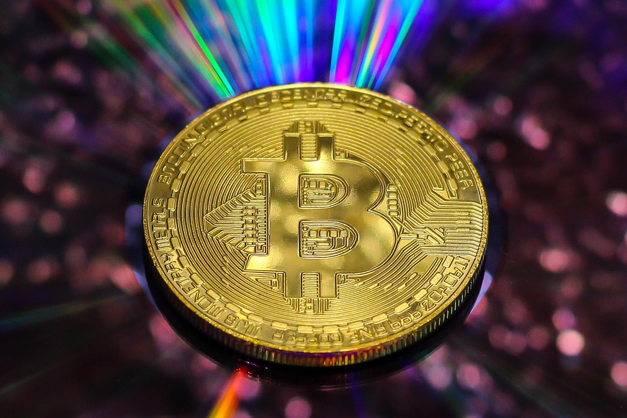 公链Solayer推出USDC结算的金融卡！刷卡有机会获得代币Layer